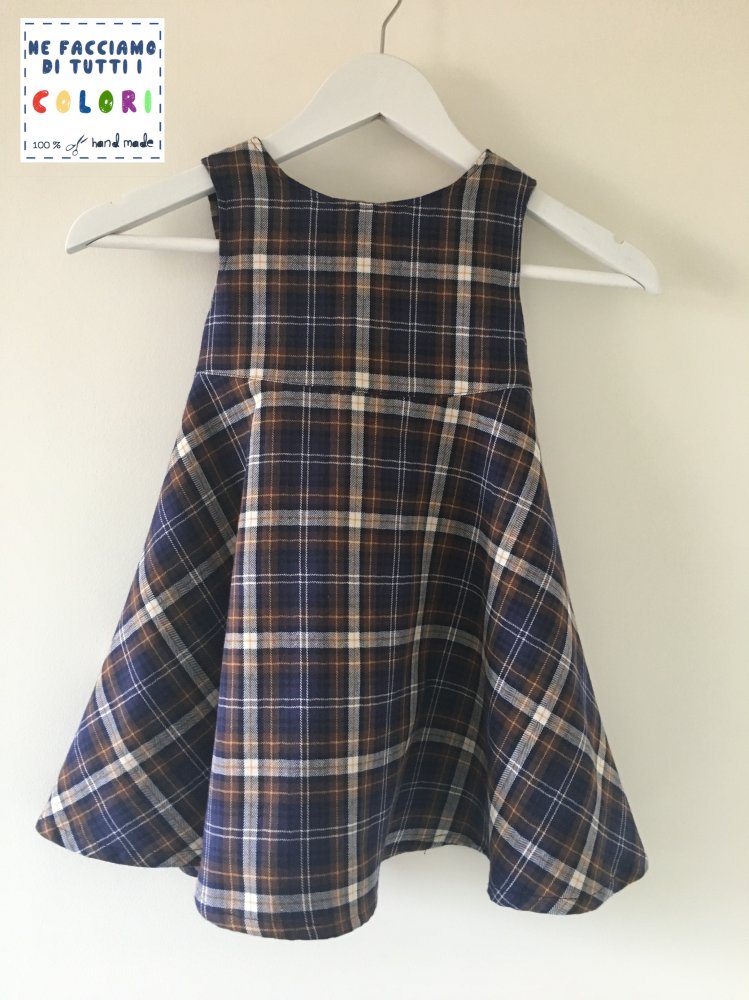 Abitino in tartan per bimba (3 anni)