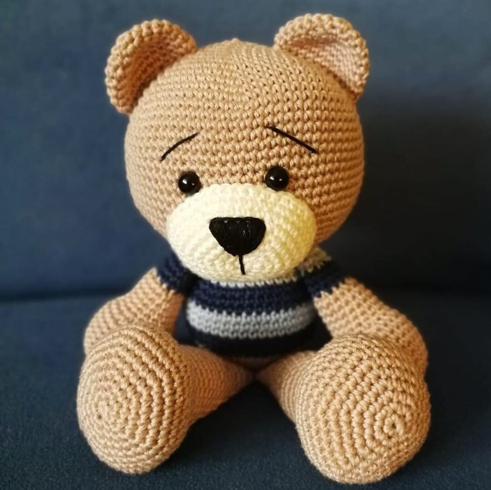 Orsetto fatto amano in amigurumi