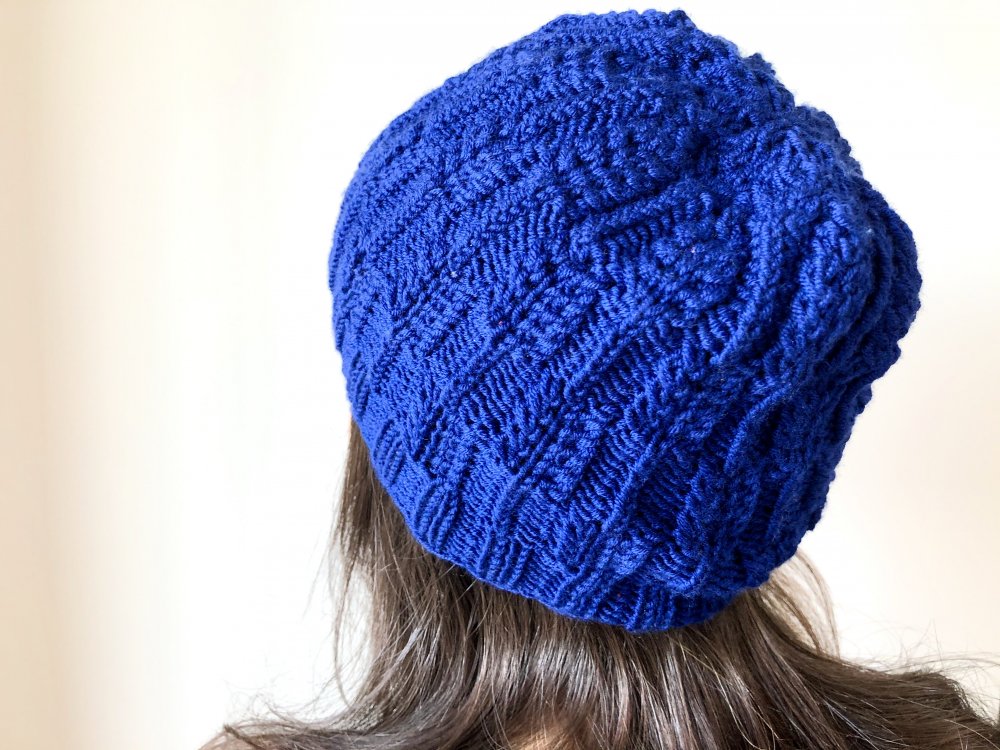 Cappello in pura lana blu